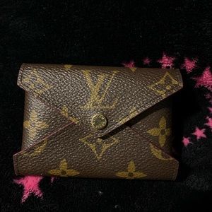 AUTHENTIC, Louis Vuitton card holder/wallet.